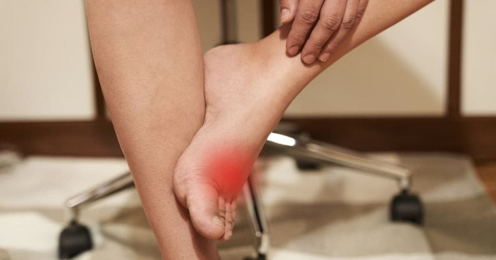 Aches in Legs When Lying Down How to Tell If Aches in Legs When Lying Down Are Serious