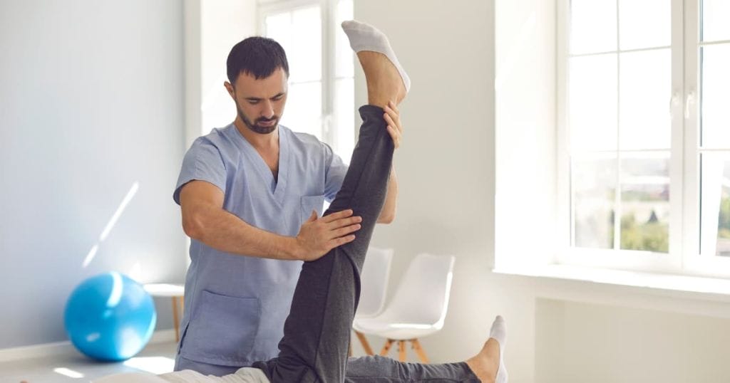 Aches in Legs When Lying Down When You Should Seek For Medical Treatment